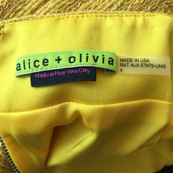 Alice + Olivia Yellow Gold Striped Lined Soft Boucle Mini Skirt Sz 4 - Picture 3 of 9